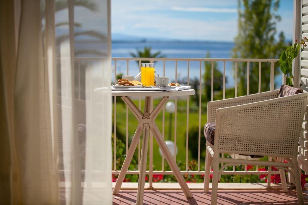 Hotel Theoxenia Anex Mesolóngion Dış mekan fotoğraf